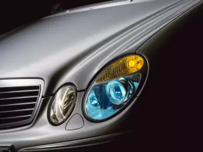 Mercedes-Benz Light