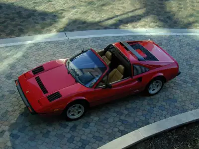 Ferrari 308 01
