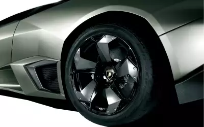 Lamborghini Reventon Widescreen 009