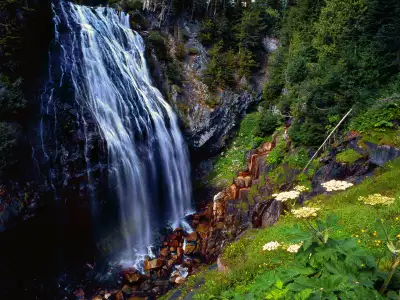 Narada Falls, Mount Rainier National Forest, Washington