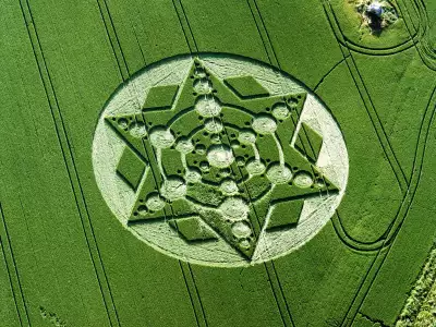 Spinning Star, Wiltshire, England