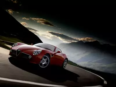 Alfa Romeo 8C Competizione 016