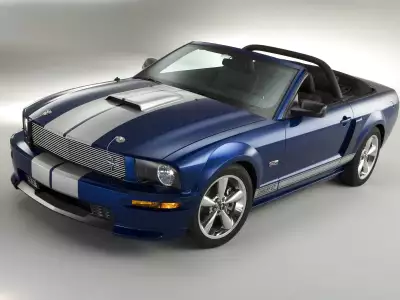 Ford Shelby GT Convertible 001