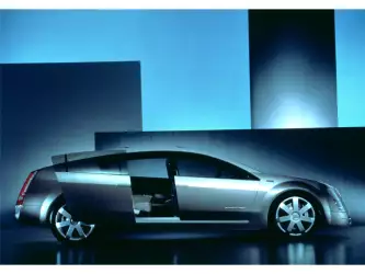 Cadillac Imaj Concept 03
