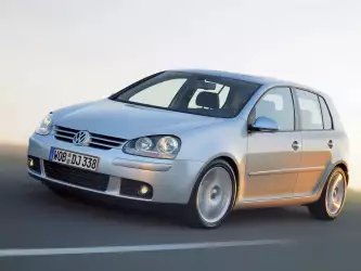 Volkswagen Golf V 001