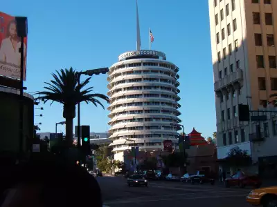 Capitol Records Building 001