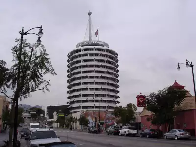 Capitol Records Building 003