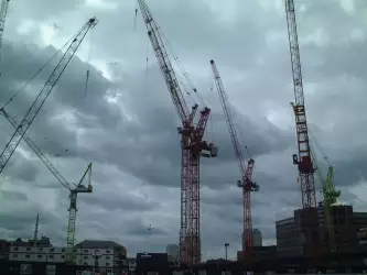 London Cranes