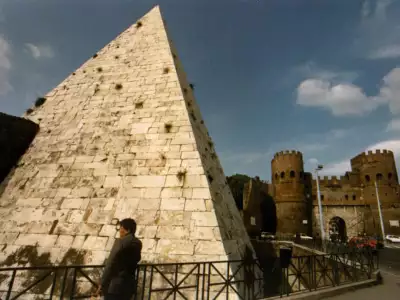 Rome Pyramid And Castle
