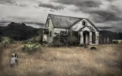 Abandon House