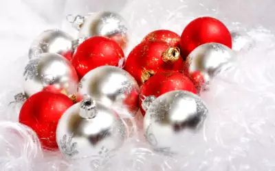 Red And White Christmas Ball Christmas Balls
