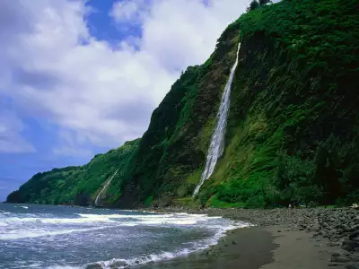 Kaluahine Waterfall Waipio Valley Hamakua Coast Hawaii