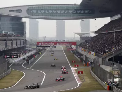 Nico Leads The Race In Shanghai