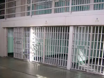 Alcatraz- prison inside