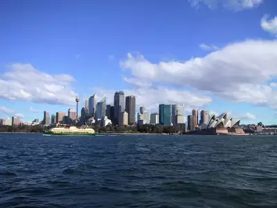 Sydney Cliche View