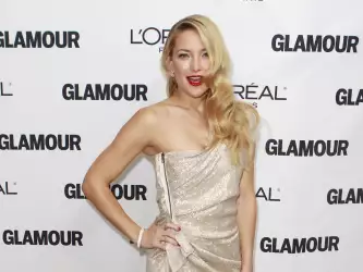 Kate Hudson's Glamorous Feature: A Stunner in Glamour Magazine