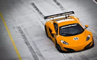 McLaren MP4 12C GT32
