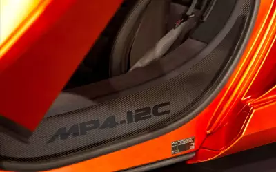 McLaren MP4 12C Bespoke Edition1