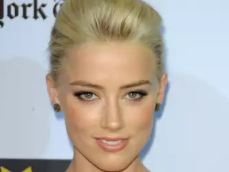 Amber Heard at The Rum Diary Premiere Close-Up Portrait Wallpaper