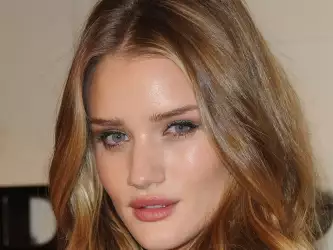 Rosie Huntington-Whiteley at Party Wallpaper