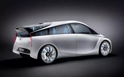 Toyota Ft Bh Concept2
