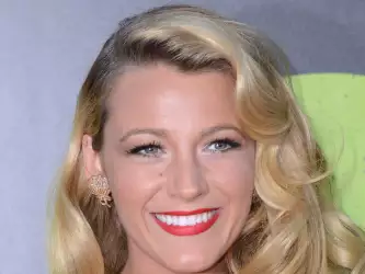 Blake Lively's Radiant Smile at Savages Hollywood Premiere