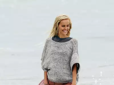 Isabel Lucas Knight Of Cups Set Candids In Malibu