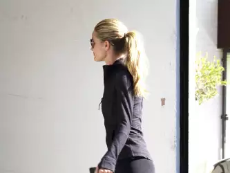 Fitness and Glamour: Rosie Huntington-Whiteley's Gym Candids in Beverly Hills