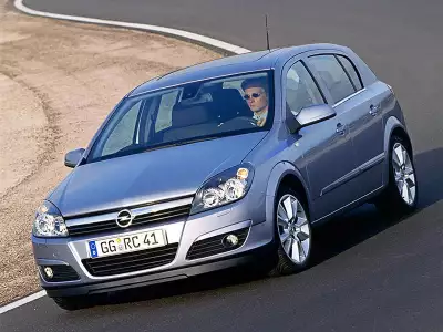 Opel Astra C 001
