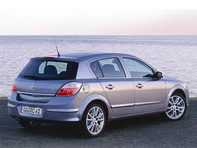 Opel Astra C 009
