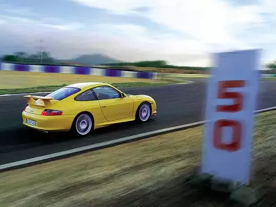 Porsche 911 GT3 010