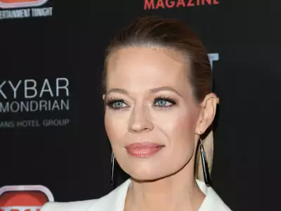 Jeri Ryan TV Guide Magazine2 Hot List Party In Hollywood