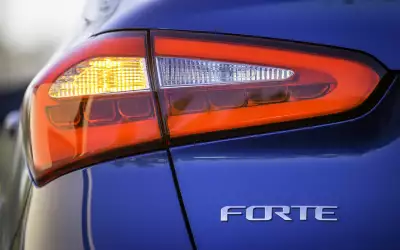 Kia Forte Sedan4