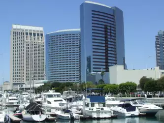 Discover Luxury at Marriott Marquis San Diego Marina: A Waterfront Oasis