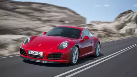 Red Porsche Carrera Wallpaper - Dynamic Speed Thrills