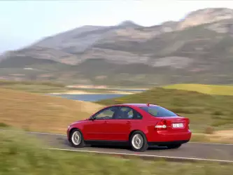 Red Volvo S40: A Dynamic Drive of Elegance and Performance