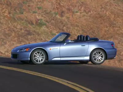 Honda S2000 Side View: Symphony of design and performance