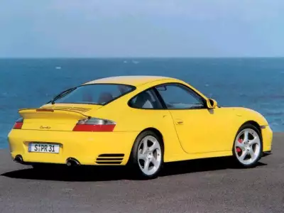 Porsche 911 Turbo (996) 01